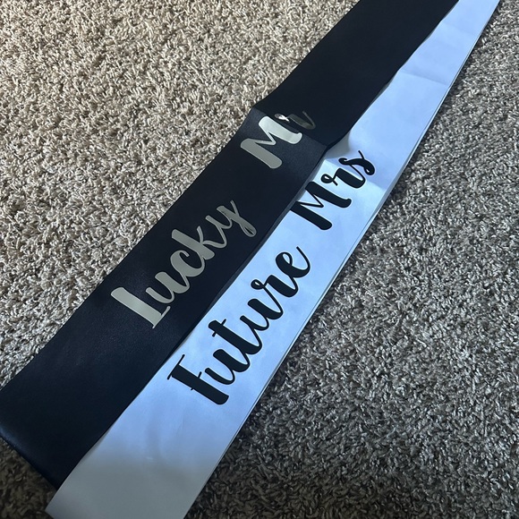 Sashes - Picture 1 of 1